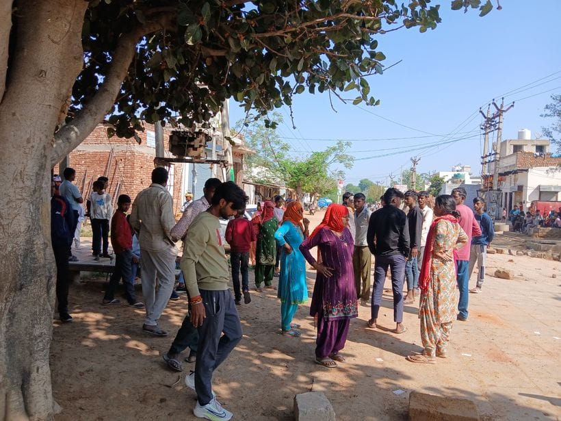The road was blocked when no action was taken
