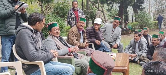 Farmers met Revenue Minister Jagat Singh Negi