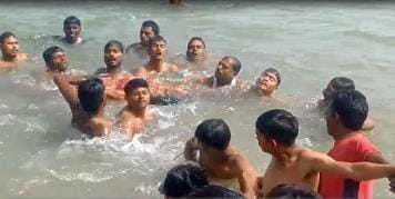 Boat capsized in Sharda, three died