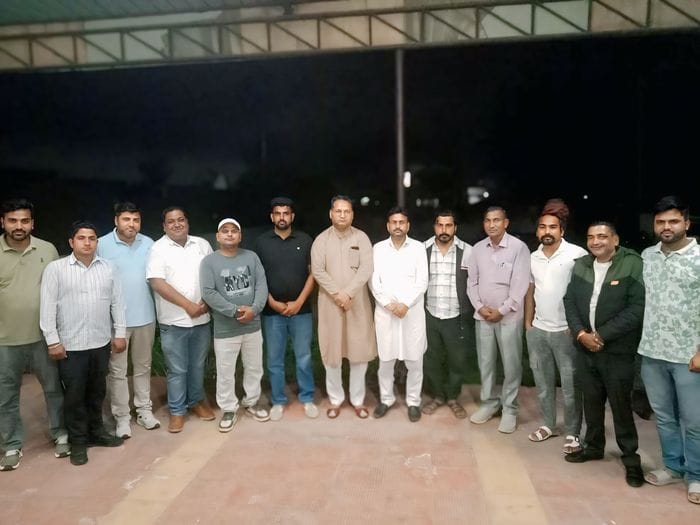 Councillors opposed sending dustbins to Fatehabad, delegation will meet CM on Monday