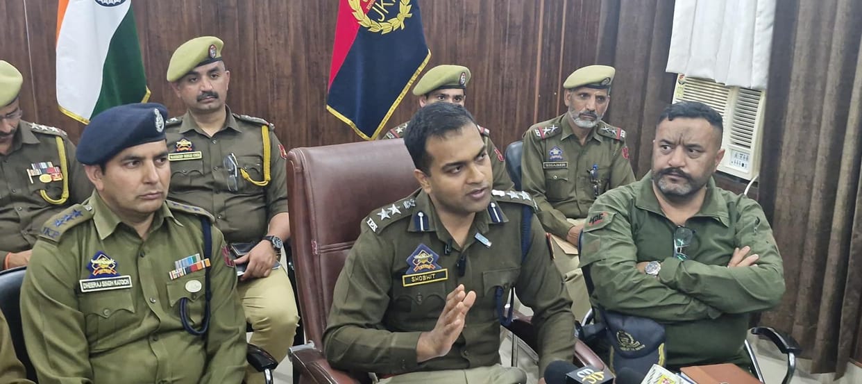 Bathari Murders is not Link with Terrorists, said SSP