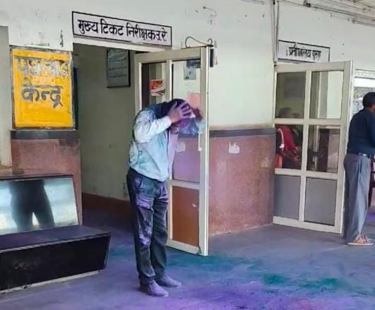 Color played in the office, transaction papers destroyed