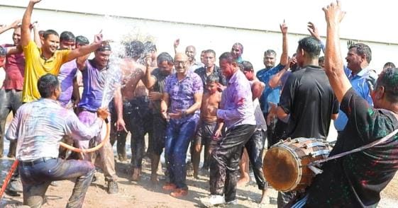 Lots of color and gulal showered on Holi, congratulations given