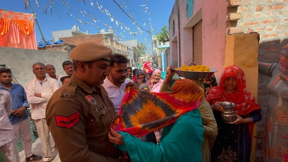Brotherless sister's nephew became a policeman, fulfilled the duty of a brother