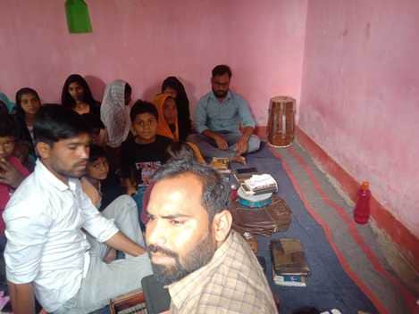 MP News: A religious conversion meeting was going on in a closed room