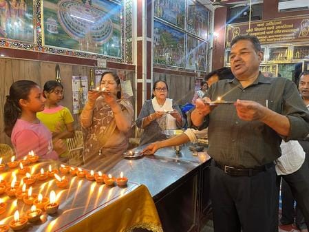 Bhaktamar Vidhan was done in Adinath Digambar Jain Temple
