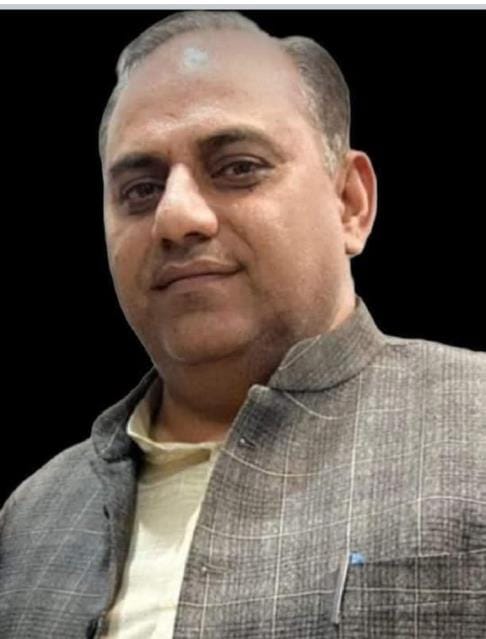 sangh kee patavaar se raajoo ne kiya siyaasee bhanvar paar