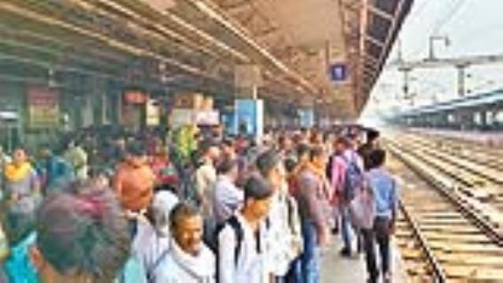 Trains going to Mumbai and Jaipur are full, many have no room