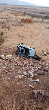 The havoc of high speed, car fell into a 50 feet ditch, fire broke out after explosion, three injured