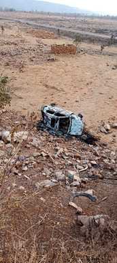 The havoc of high speed, car fell into a 50 feet ditch, fire broke out after explosion, three injured