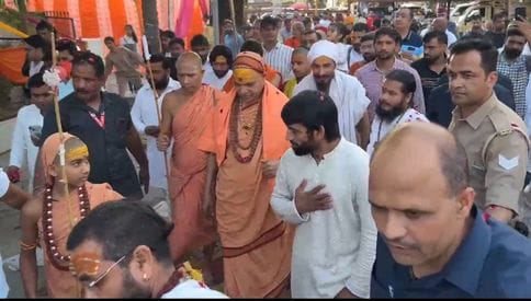Governments are not ready to stop cow slaughter: Avimukteshwarananda
