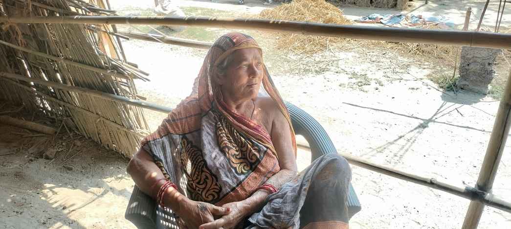 सुपौल स्थित पैतृक गांव में करणदीप की दादी ने बताया कि यहां आया तो कैसे रहा, कैसे बात की।
