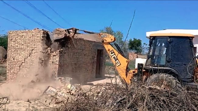 Occupation removed from Gram Panchayat land, two houses demolished