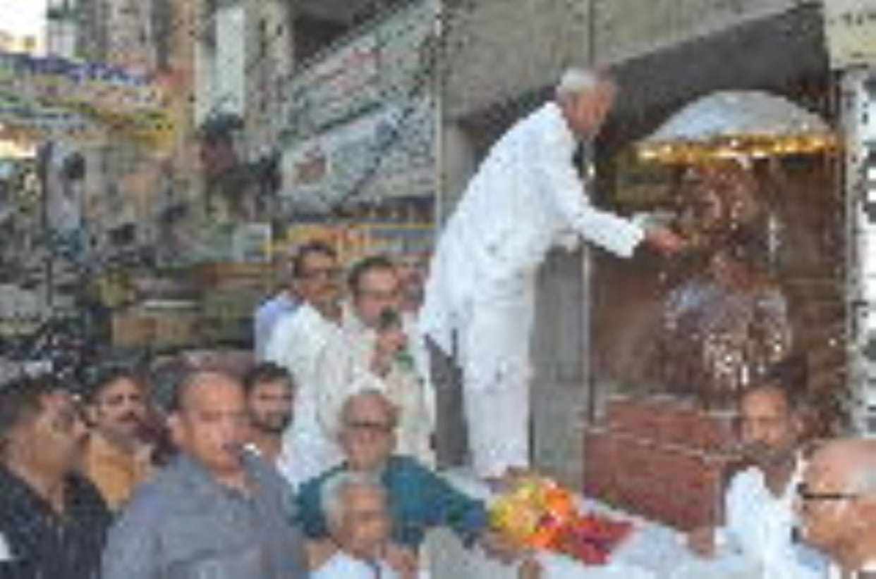 Congress state president will unveil the statue of Indira Gandhi