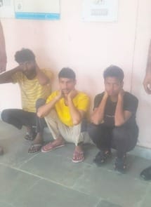 Three accused arrested in case of snatching mobile phone and cash