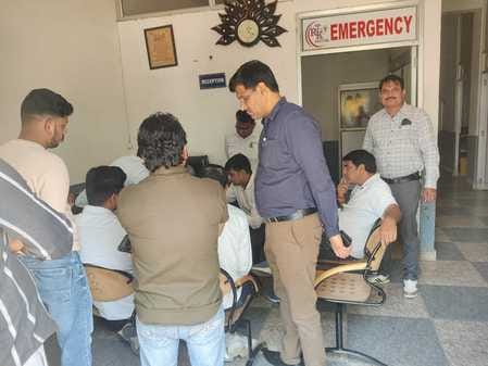 Raid on hospital running without doctor, notice given