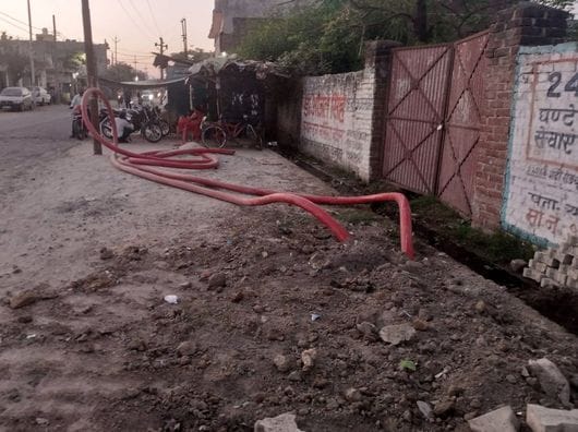 Energy Corporation officials are unaware... 250 meters of fake underground line was laid overnight