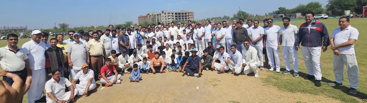 Dadri Cricket Club won the trophy by defeating Prabhat Cricket Club on the last ball