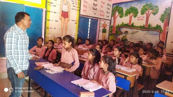 The school remained closed till 9.35 am, teachers and Shiksha Mitras were absent