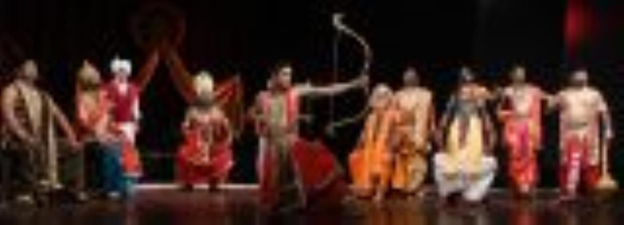 The character of the mighty Karna came on stage through Rashmirathi