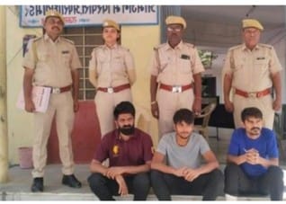 सिरोही। कालंद्री में 2 माह पूर्व ज्वैलर्स की दुकान में हुई चोरी का खुलासा, 3 आरोपी गिरफ्तार किए