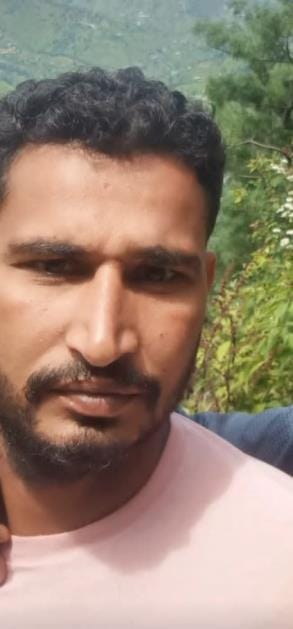 A young man died after being run over by a pickup in Putti village, case registered