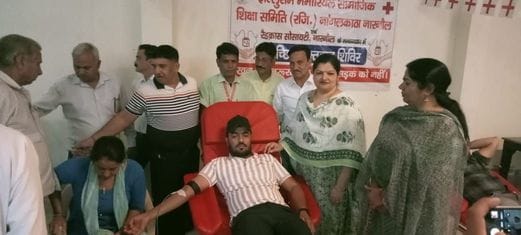 33 people donated blood in the camp
