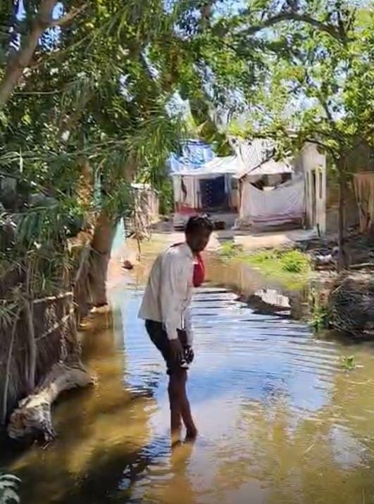 Water entered the village, it was difficult to even walk