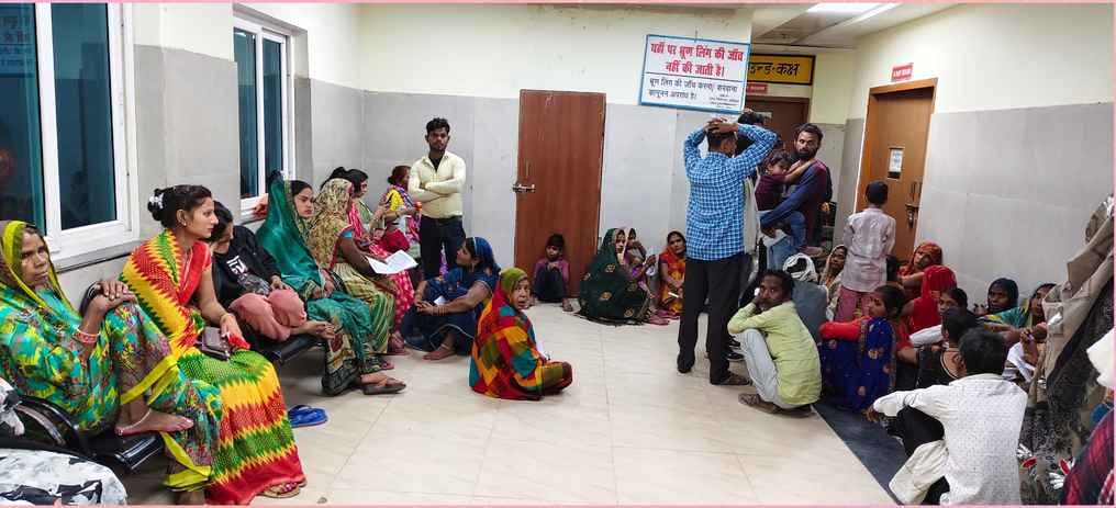 CT scan is closed... patients are running to Lucknow for MRI