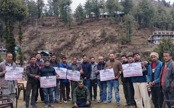 Government is harassing farmers illegally: Mahendra