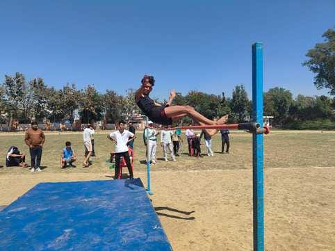 Suraj first in javelin throw, Sirsa's Anil second