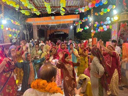 Enjoyed the Bhajans, took the Prasad of the Bhandara