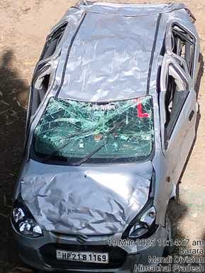 Couple leaving home for hospital meets car accident, husband dies