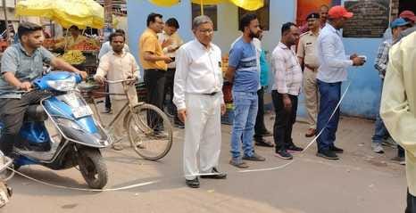 A 350 meter long railway bridge will be built in Bharwari, there will be relief from traffic jam