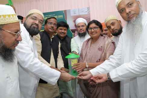 Bohra community  took care of birds on birthday of the religious leader