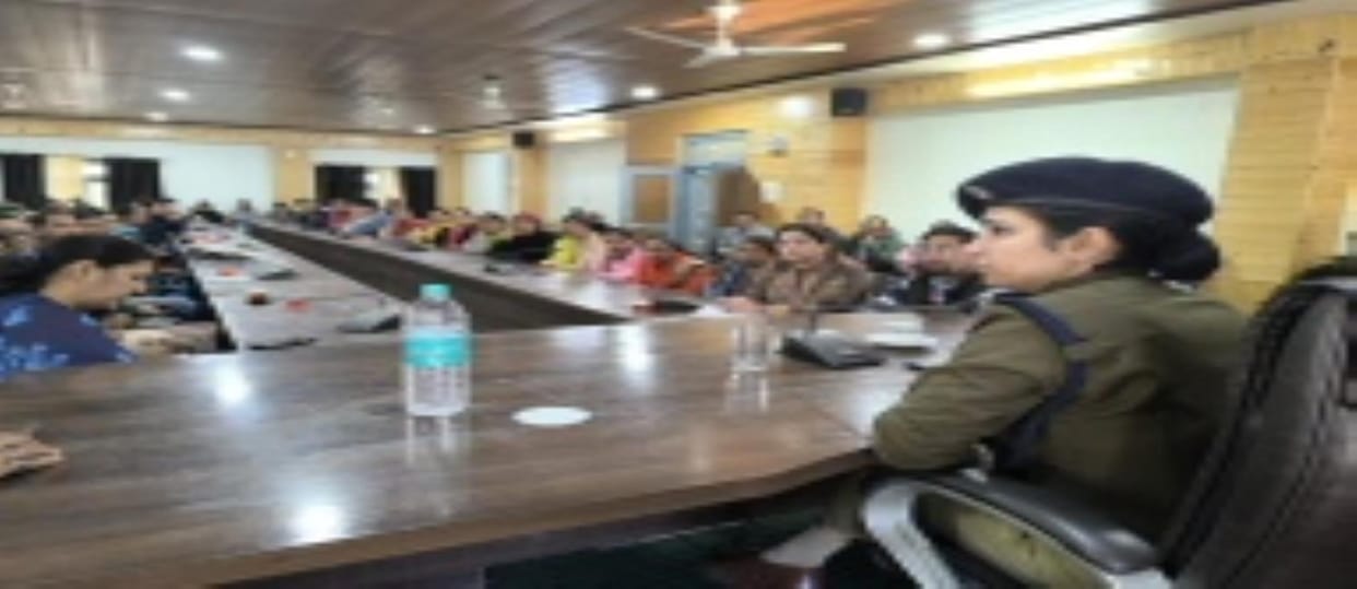 All the people of the society should cooperate to end drug addiction: SP
