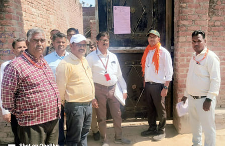 Recovery campaign: attachment notices pasted on the houses of defaulters