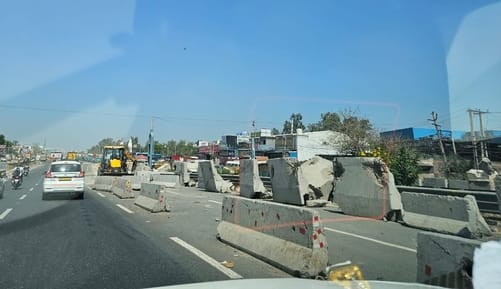 Concrete barriers being removed from Delhi-Panipat lane, jam throughout the day