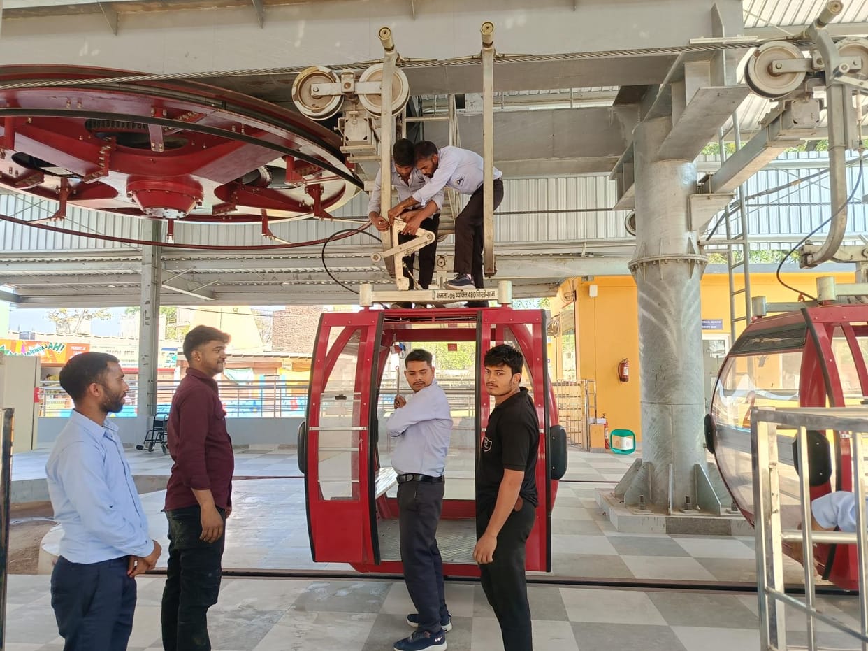 Kolkata team tested the ropeway by placing weight on it