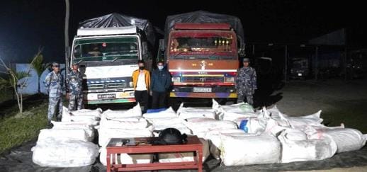 16 quintals of ganja seized in raid, two smugglers arrested along with two trucks