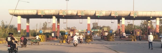 NHAI lost revenue of 297 crores, confusion over compensation