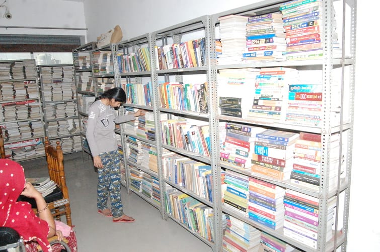 Shaheed Bhagat Singh Sanstha is preparing the youth for competitive exams by building a library