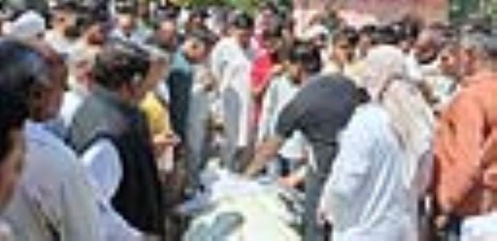 Last rites of chairman Ishwar Malwal were performed