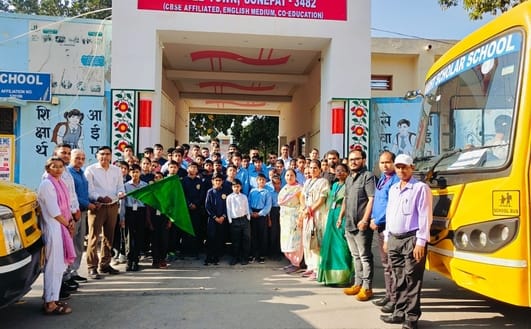 60 Divyang students from Sonipat left to participate in Purple Fest