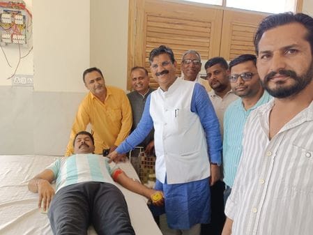 Blood donation should be done from time to time: Cabinet Minister