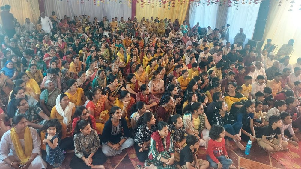 Lathmar and Phool Holi of Braj was played on the seventh day of Rasleela Festival