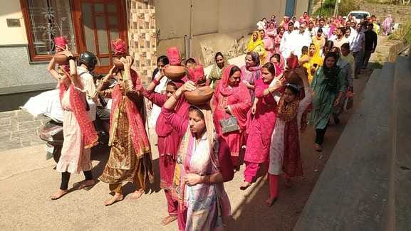 Bhagwat Katha started with Kalash Shobha Yatra in Kuthera