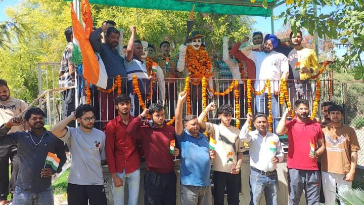 A rally was taken out from Kalibari to Shaheed Bhagat Singh Park