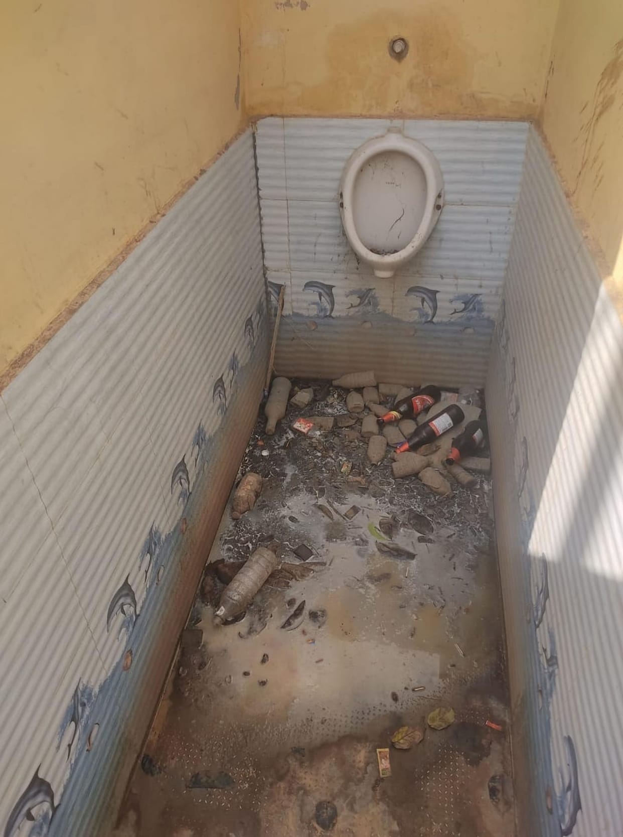 Public toilets in bus stand are in bad condition