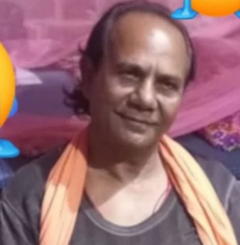 Auto collided with a tree, priest died, 7 injured including three children
